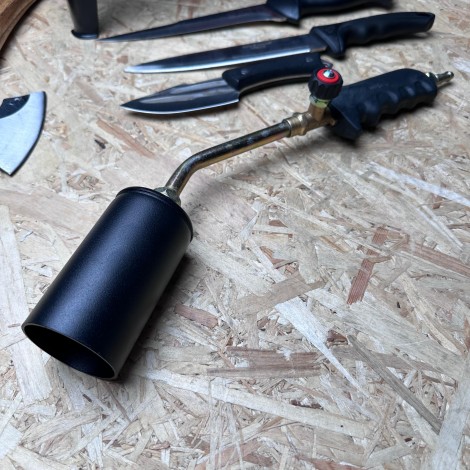 Set macelarie 7 piese, Toporisca, Arzator, Pirostrie 30x30cm Furtun gaz, 3 Cutite otel inox, ideal camping