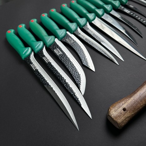 Set macelarie 13 piese, Toporisca 34cm si 6 cutite fier forjat, 5 cutite inox + pila ascutit, verde MPVE