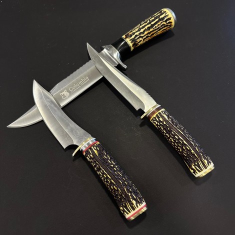 Set camping si gratar 10 piese FeroCut: Toporisca, Tava servire, Tocator, 3x Cutite corn cerb, Ustensile grătar + arzator aprins carbuni