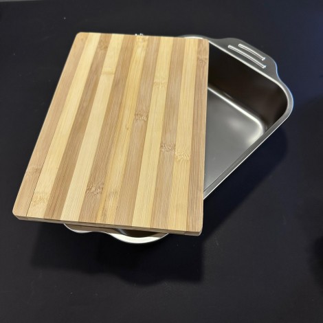 Set camping si gratar 10 piese FeroCut: Toporisca, Tava servire, Tocator, 3x Cutite corn cerb, Ustensile grătar + arzator aprins carbuni