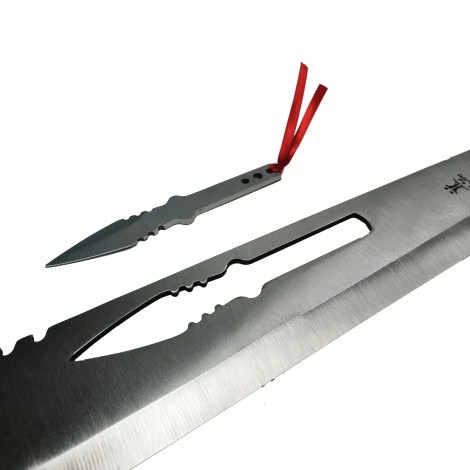 Cuțit camping tip maceta sabie 70cm, lamă oțel, muchie parțial zimțată, mâner paracord verde, cu husa si cutit de aruncat inclus + Cadou kunai 22cm FRS10